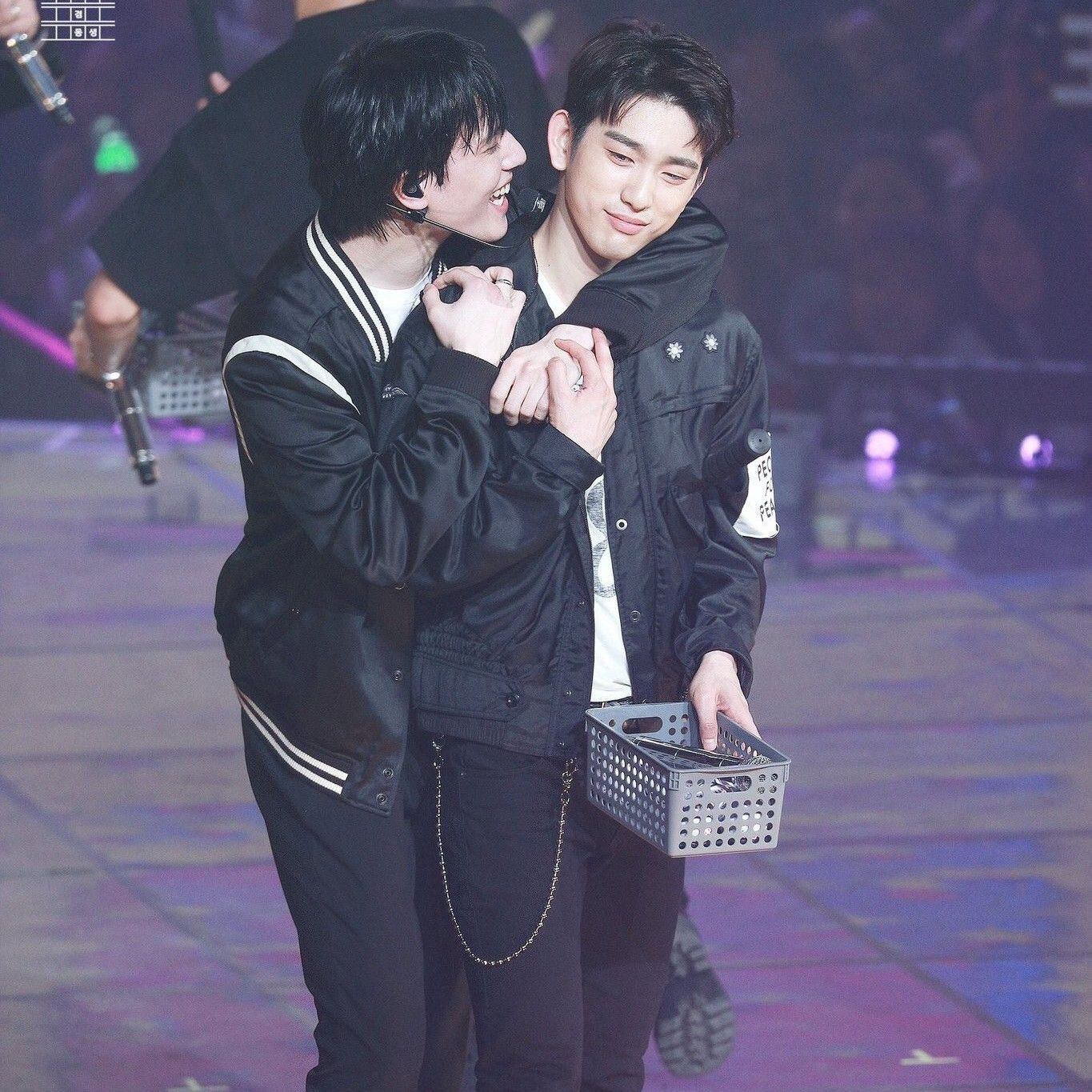 Latest photo of Jinyoung (GOT7)