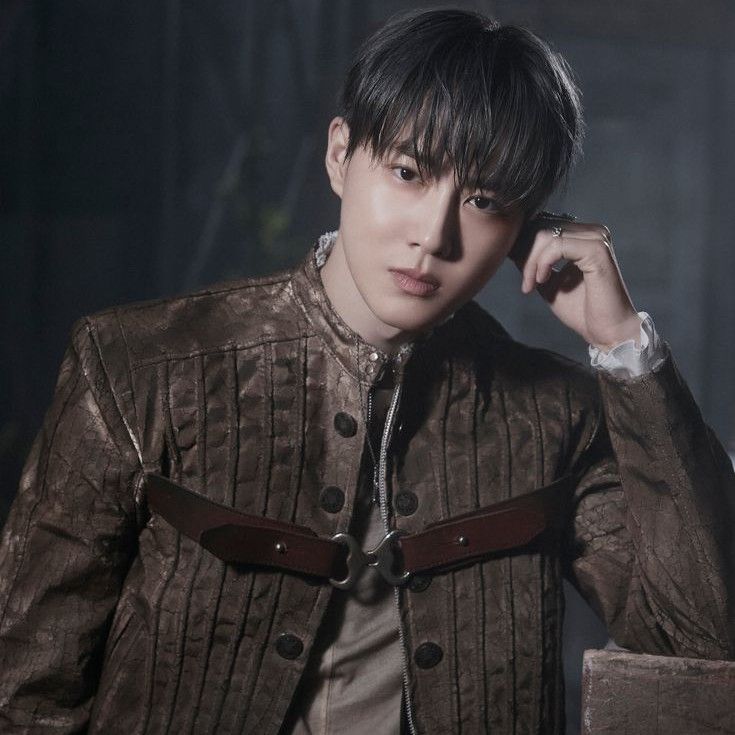 Recent activity shot of Suho (EXO)