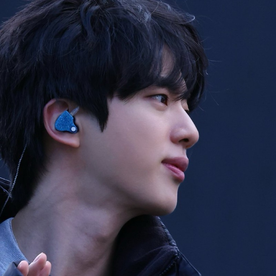 Potret di balik layar Jin (BTS)
