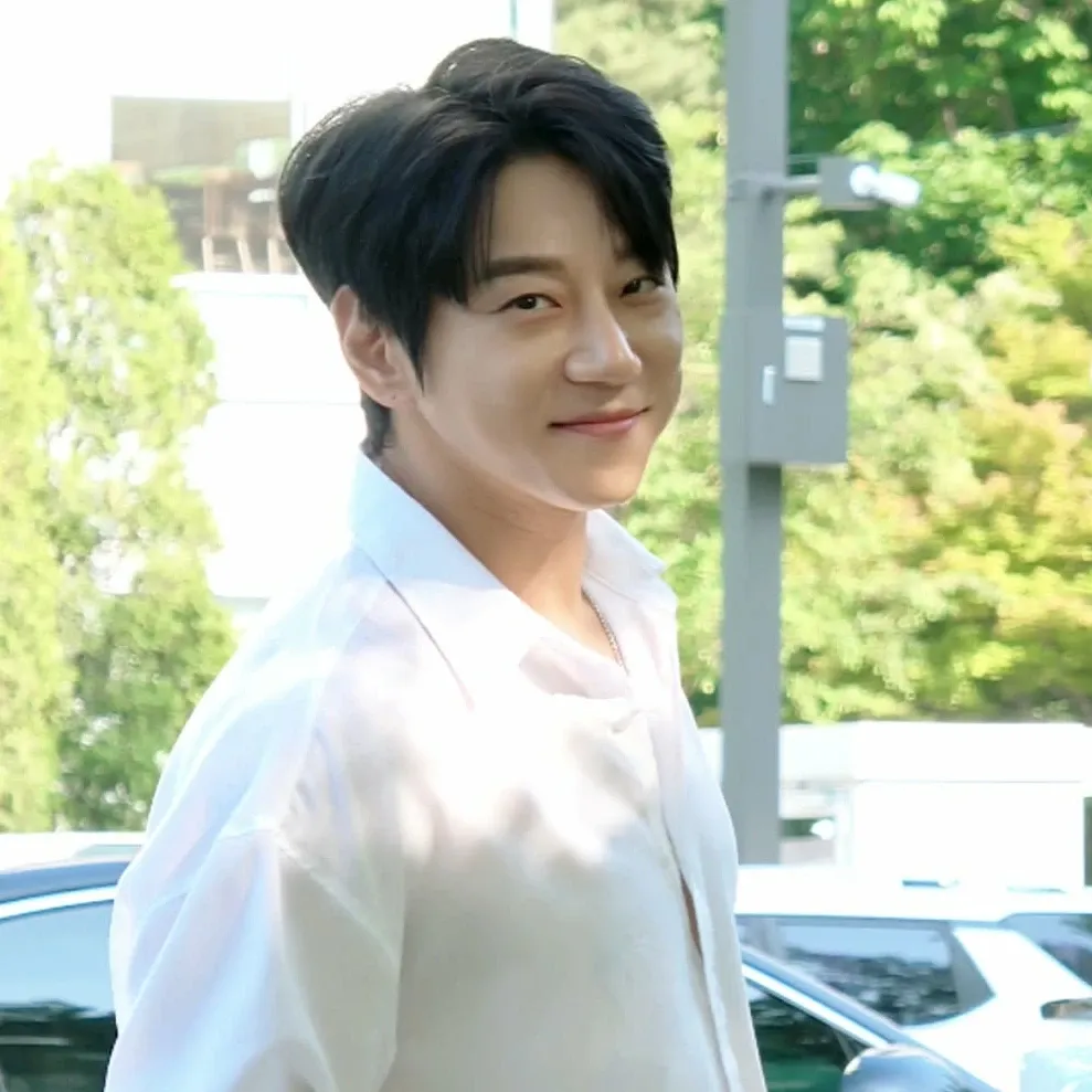 Momen yang diabadikan oleh penggemar Hwang Chiyeol