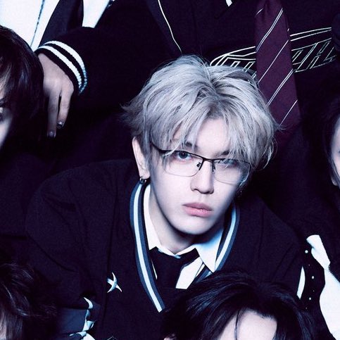 高塚大夢 (INI)的最新活动照片