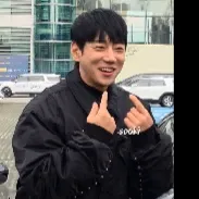 ファン・チヨルの最近の活動写真