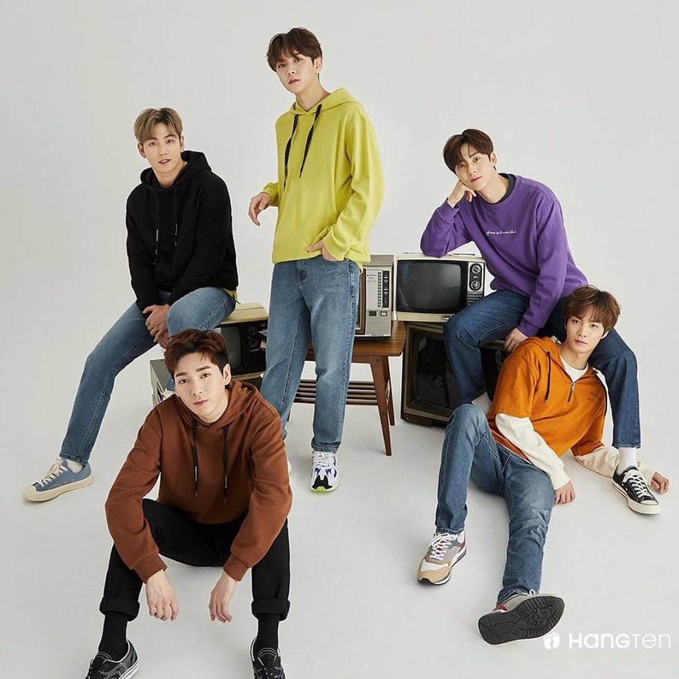 Latest photo of NU'EST