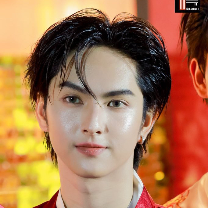 Latest photo of Copper (BUS)