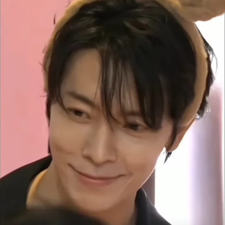 Foto terbaru Donghae (Super Junior)