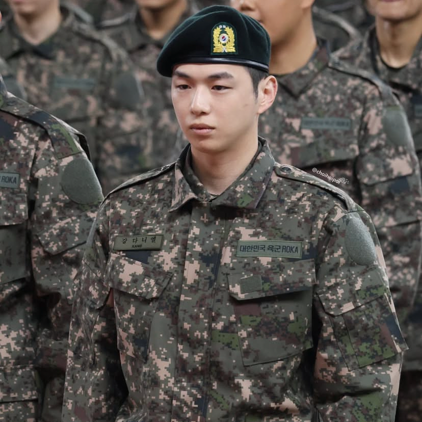 강다니엘의 비하인드 컷