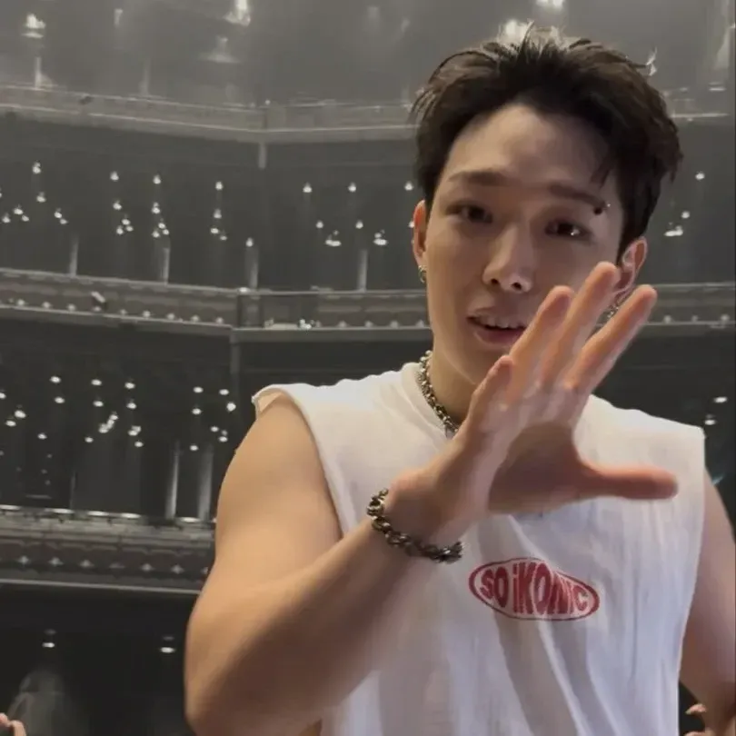 Latest photo of BOBBY (iKON)