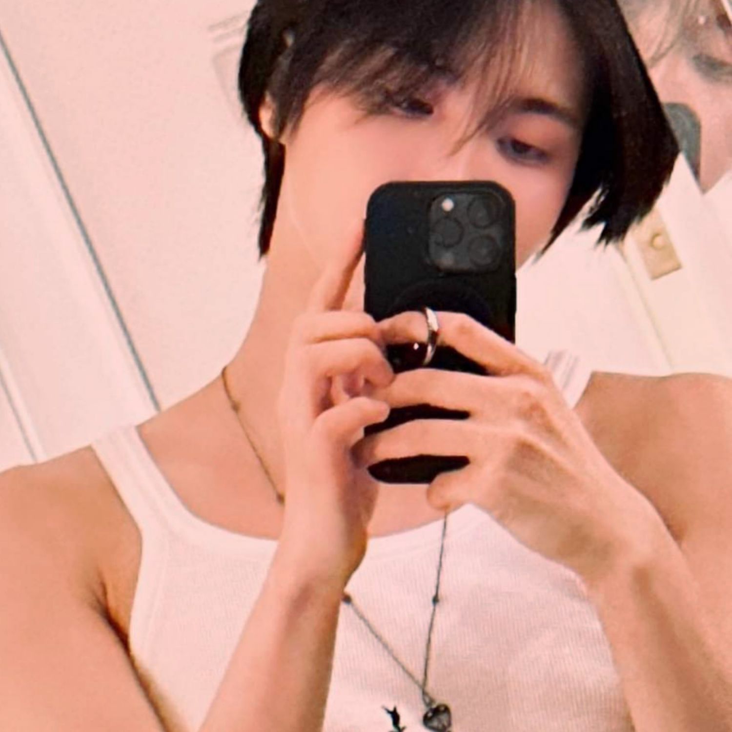 Latest photo of Seonghwa (ATEEZ)