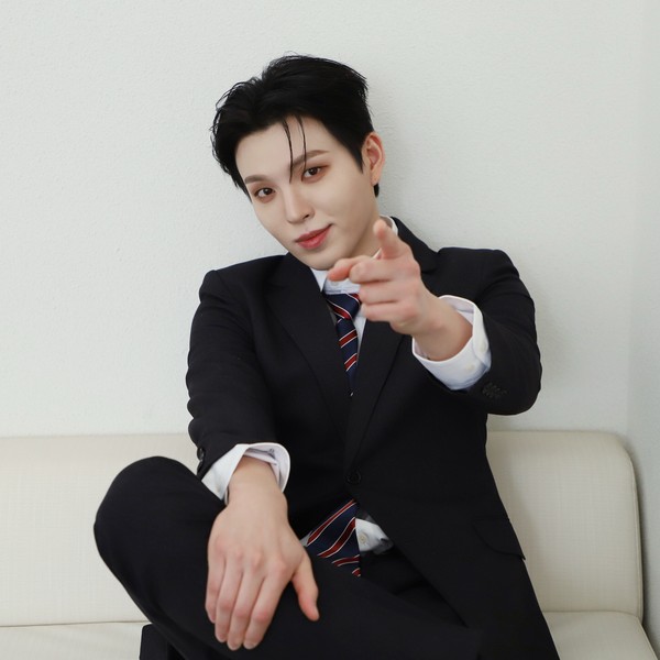 Signature photo of HEECHAN (DKB) capturing their charm