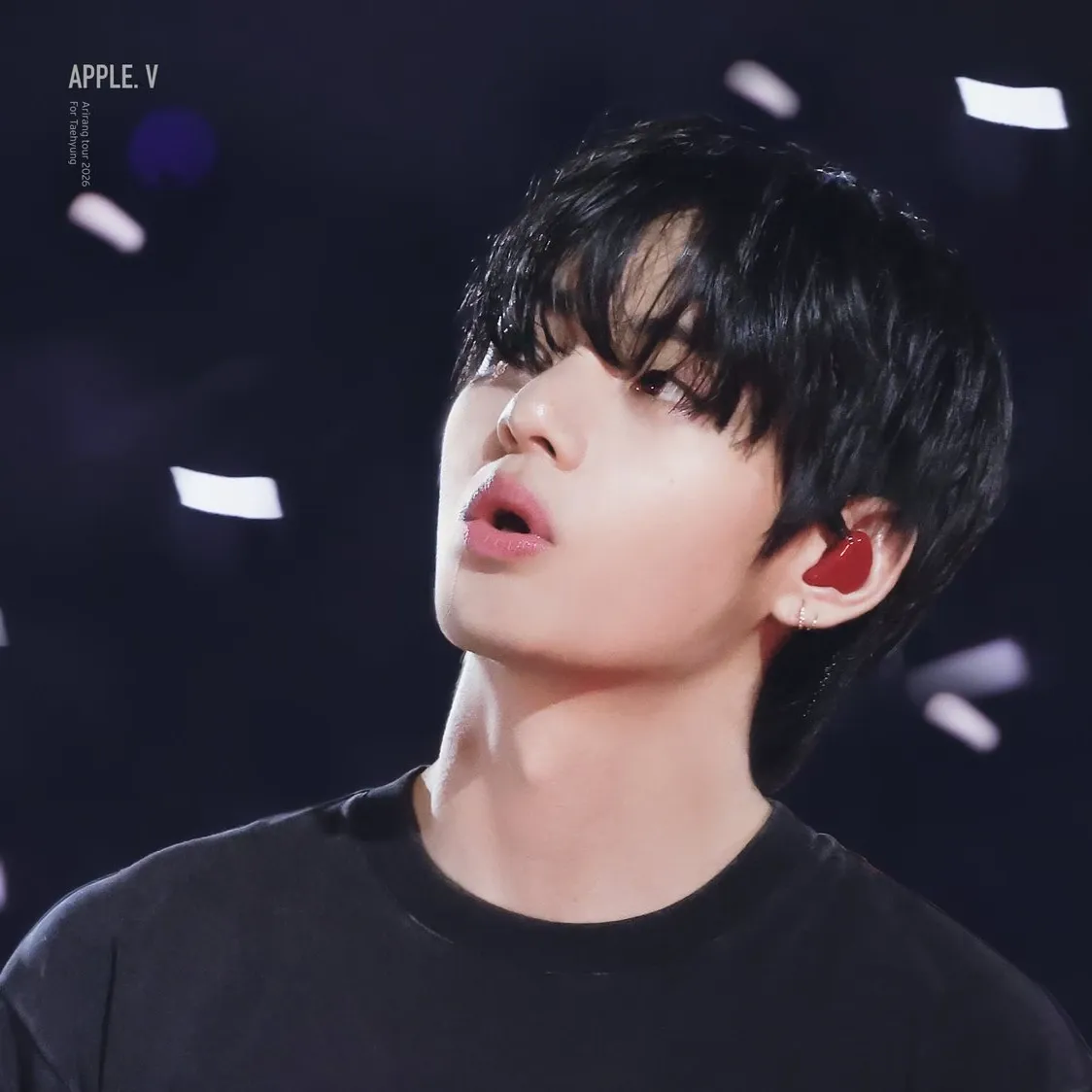 Foto aktivitas terbaru V (BTS)