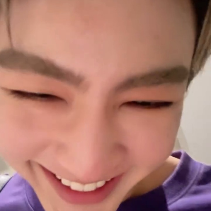 Behind-the-scenes cut of Heart (BUS)