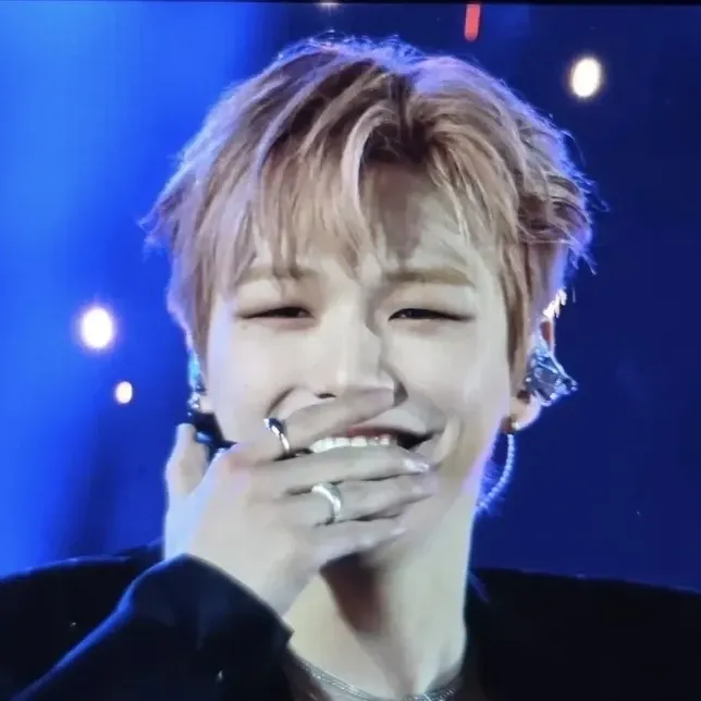 강다니엘 최근 활동샷