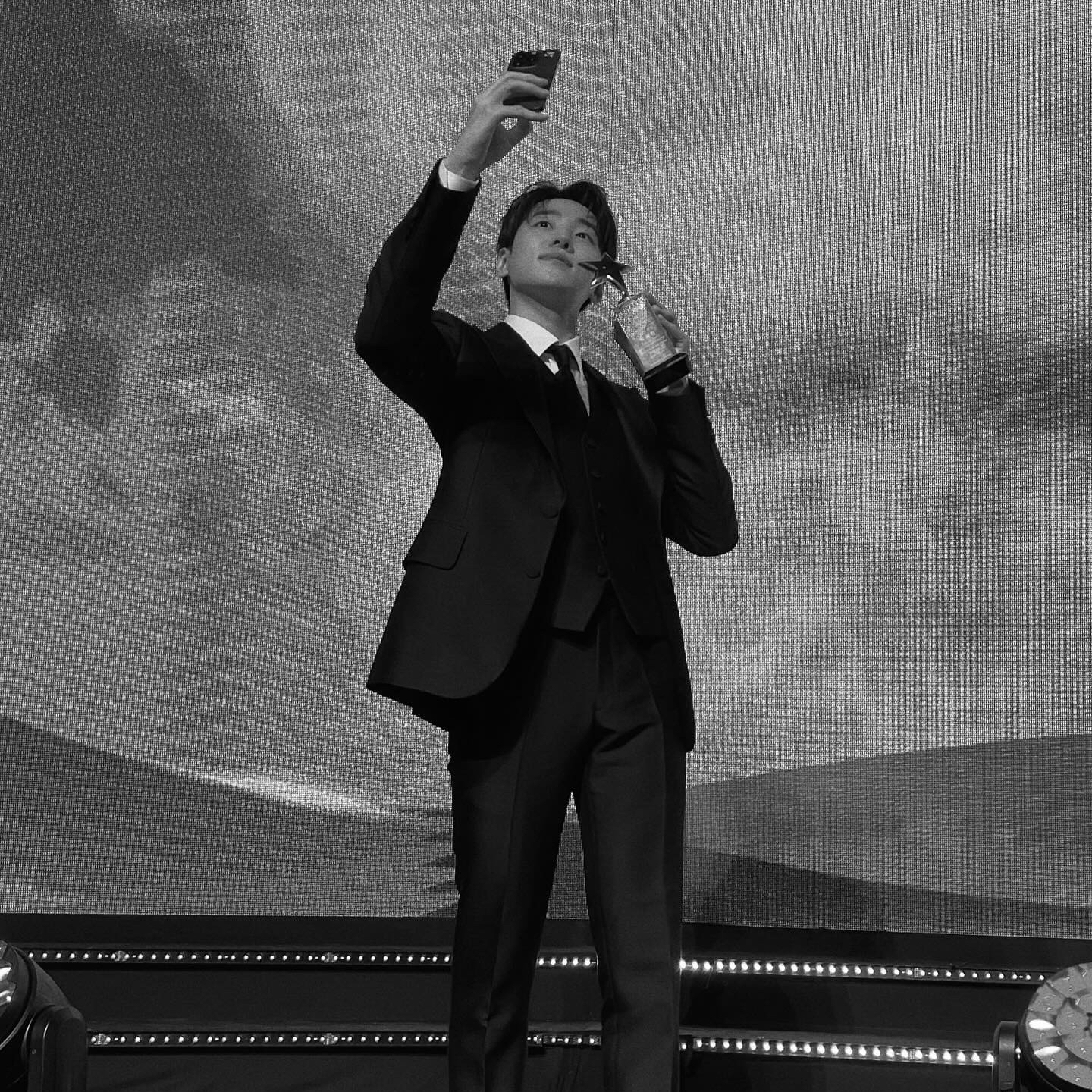 Behind-the-scenes cut of Jaechan (DKZ)