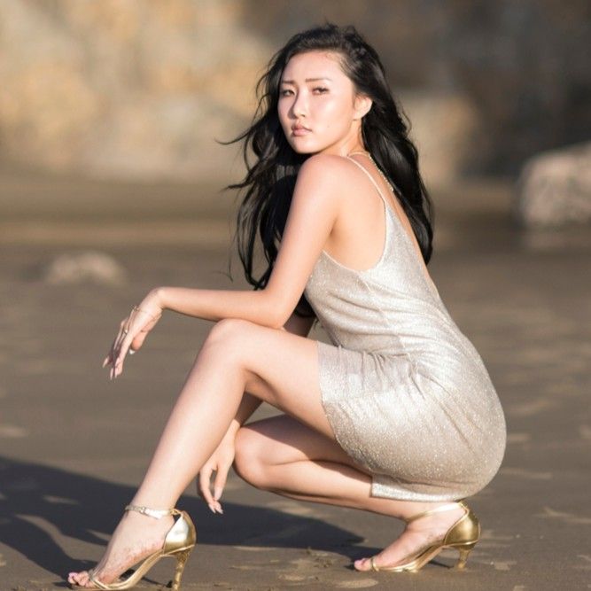 华莎 (MAMAMOO)的最新活动照片