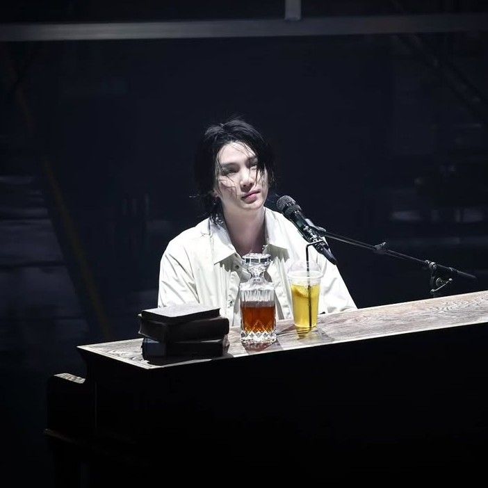 슈가 (방탄소년단)의 최신 사진