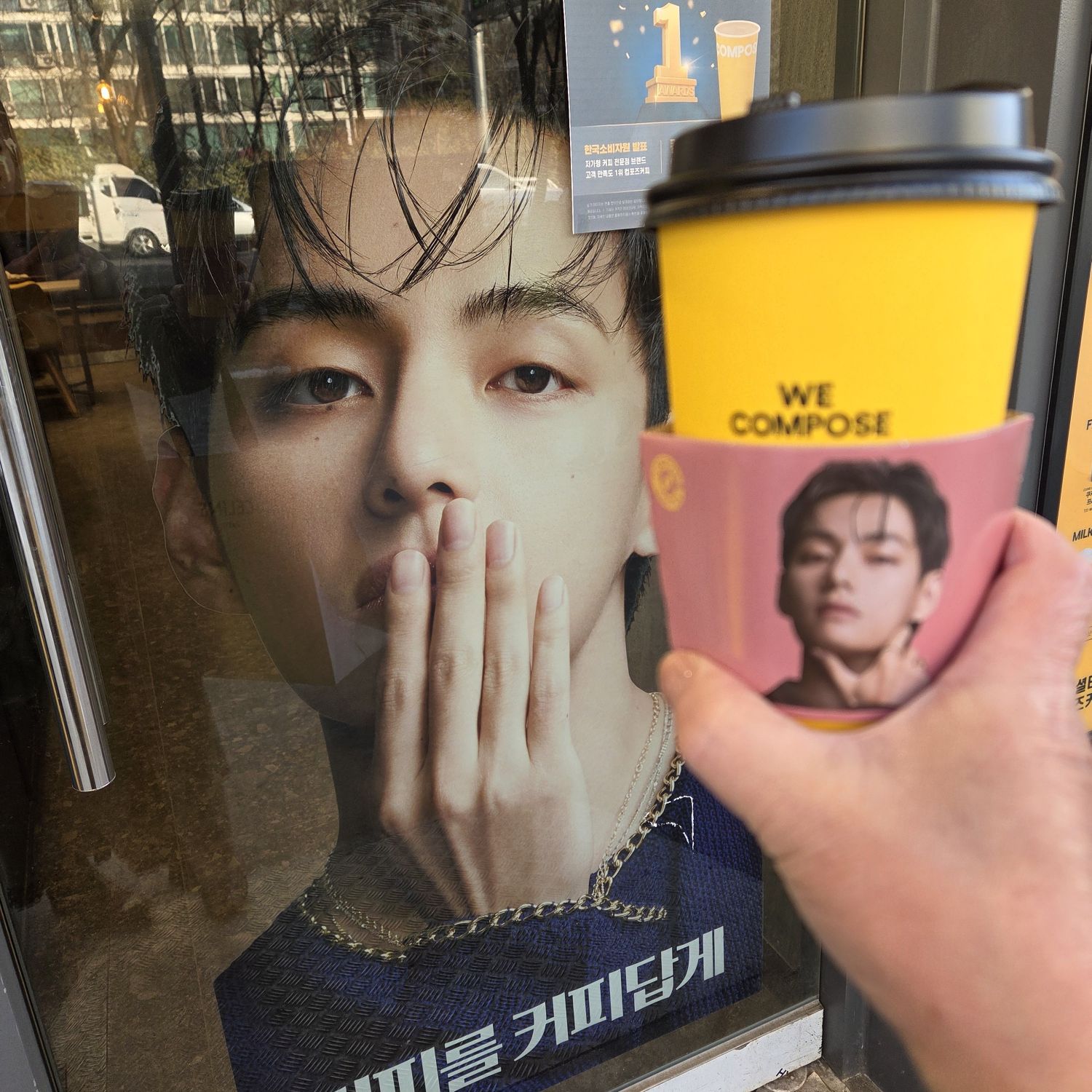 V (防彈少年團)粉絲拍下的瞬間