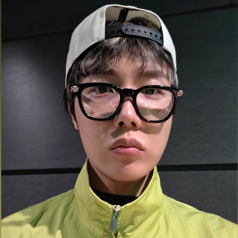 A moment captured by j-hope (BTS)'s fan