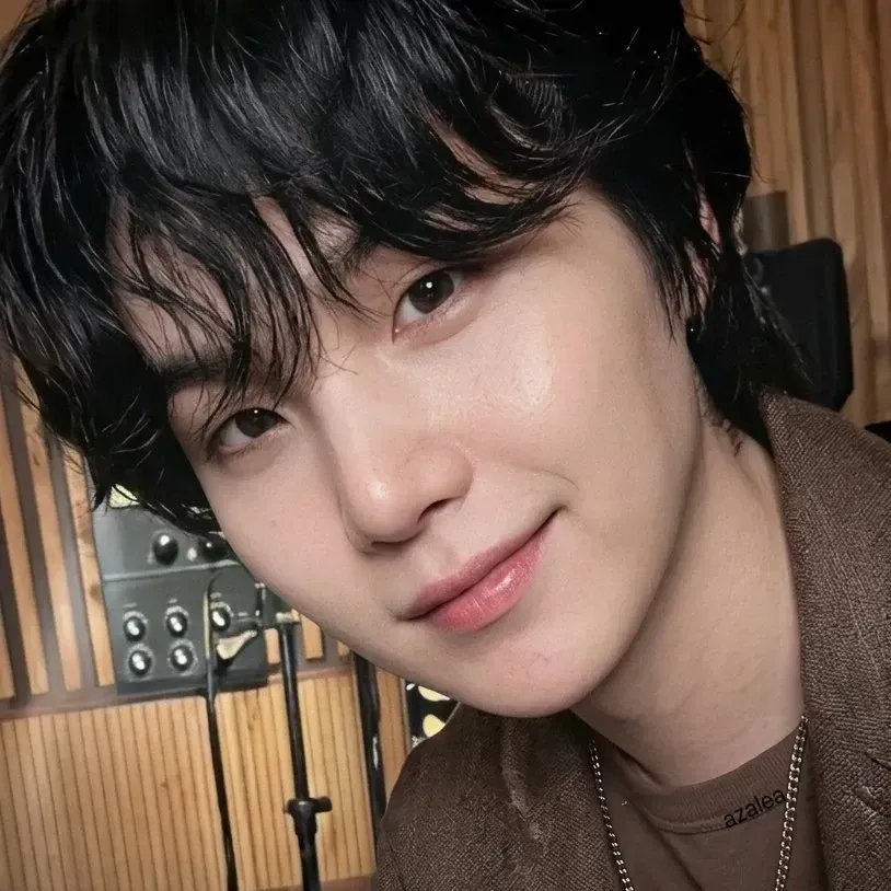 Foto terbaru SUGA (BTS)