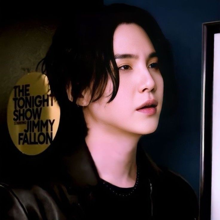 Latest photo of SUGA (BTS)