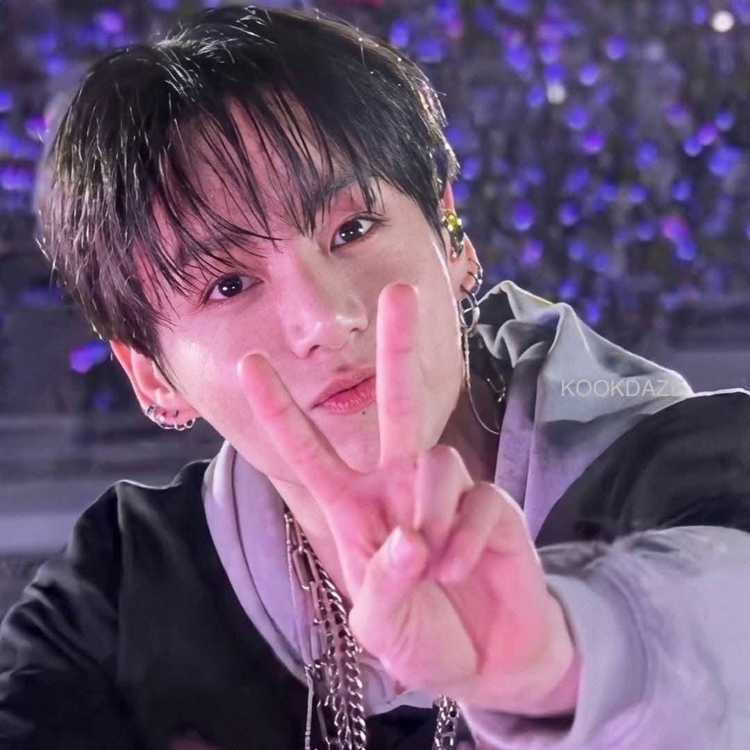 Latest photo of Jungkook (BTS)