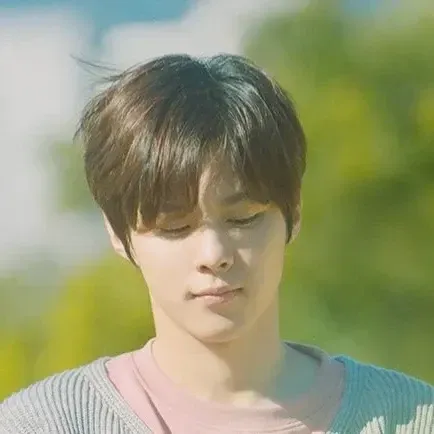 김우석의 비하인드 컷