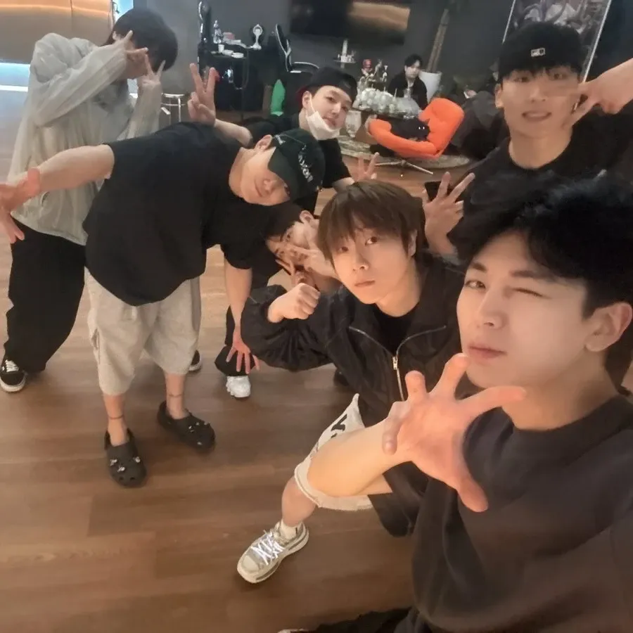 Momen yang diabadikan oleh penggemar iKON