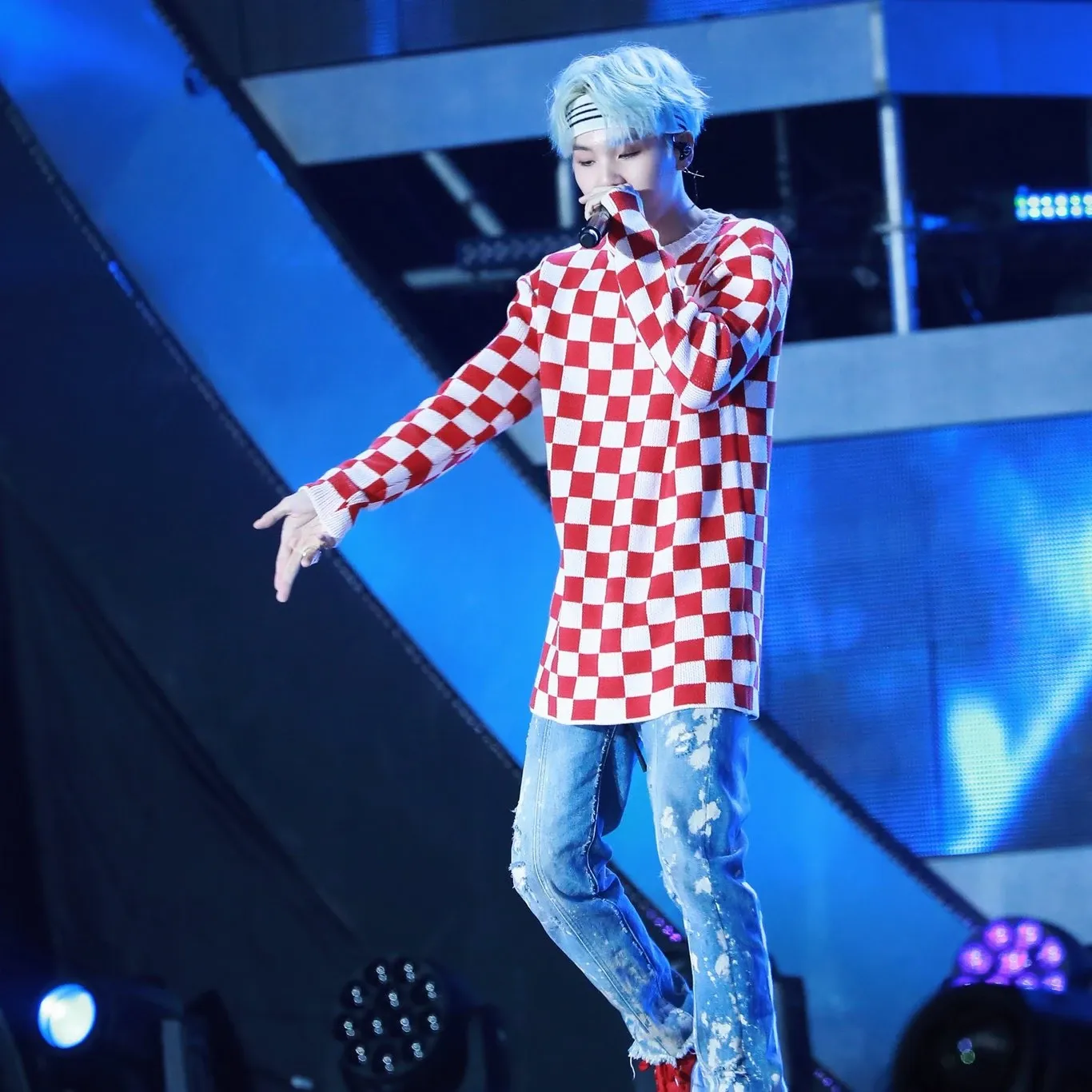 SUGA (防彈少年團)的最新活動照片