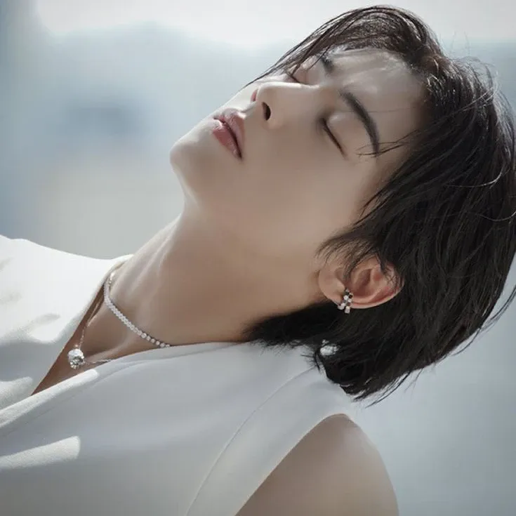 Behind-the-scenes cut of Eunwoo (ASTRO)