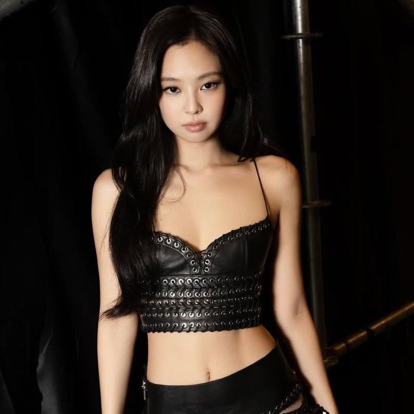 제니 (BLACKPINK)의 비하인드 컷