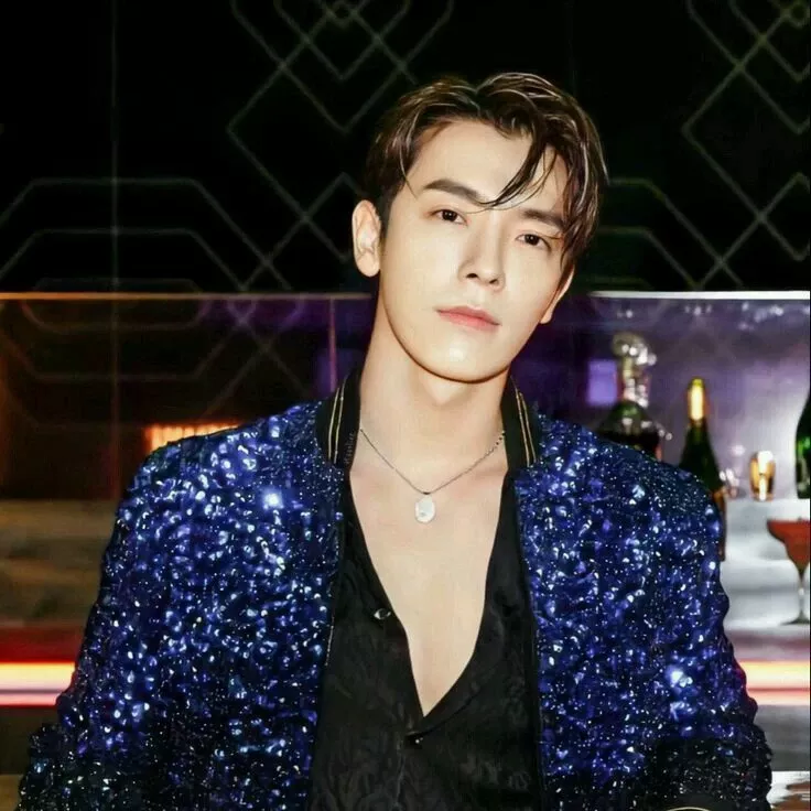 Behind-the-scenes cut of Donghae (Super Junior)