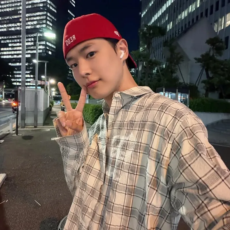 A moment captured by Choi Byungchan's fan