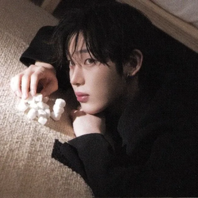 선우 (ENHYPEN) 최근 활동샷