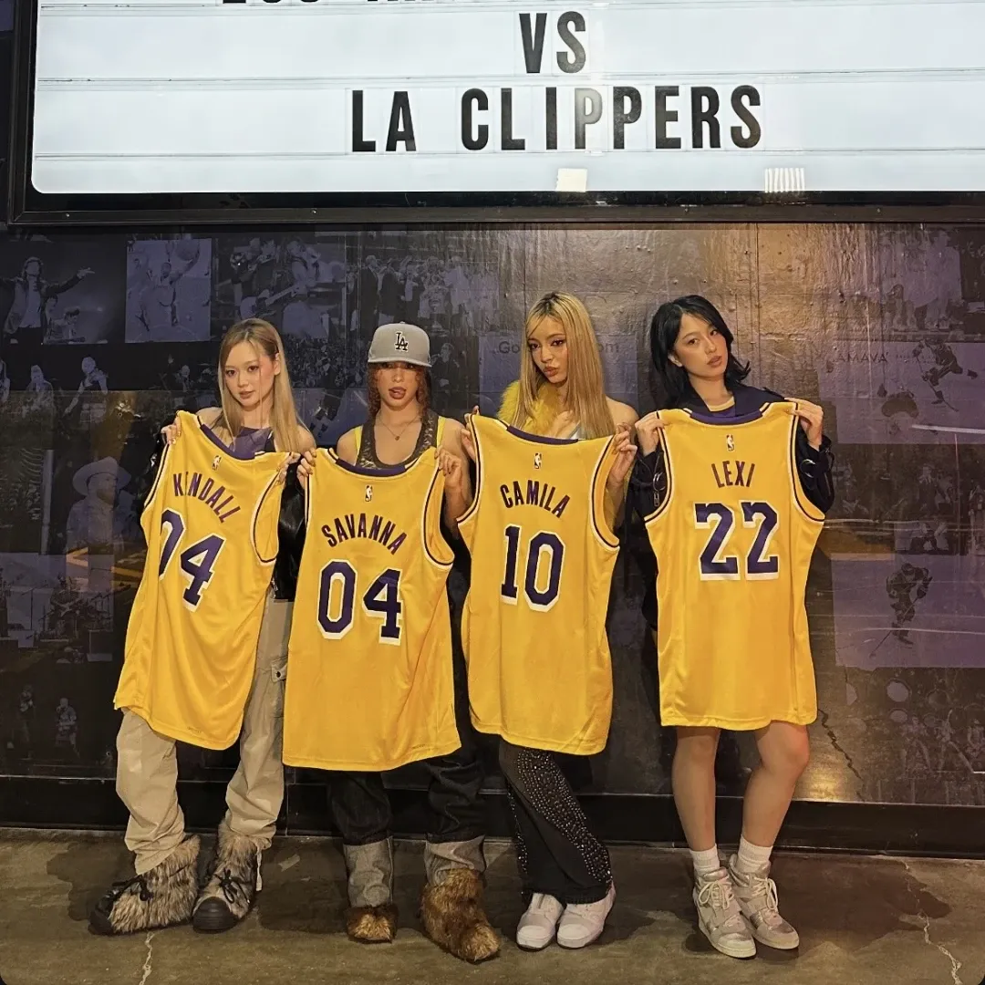 Behind-the-scenes cut of GIRLSET