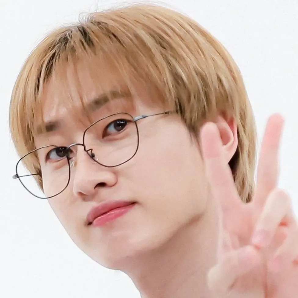 A moment captured by Eunhyuk (Super Junior)'s fan