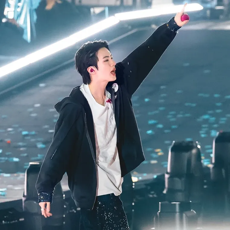 Potret di balik layar Jin (BTS)