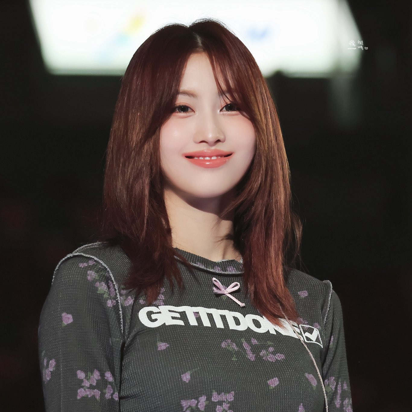 Potret di balik layar Momo (TWICE)