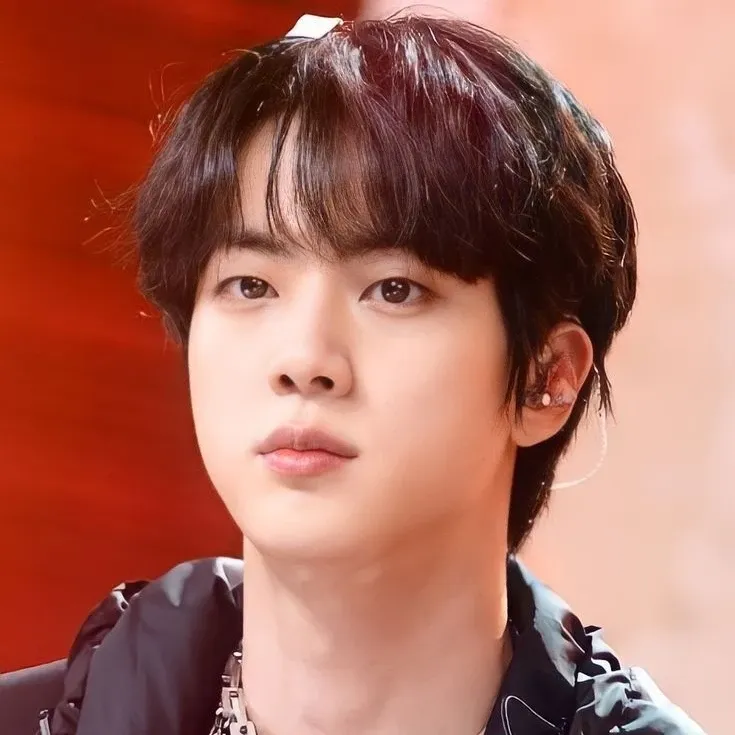 Potret di balik layar Jin (BTS)