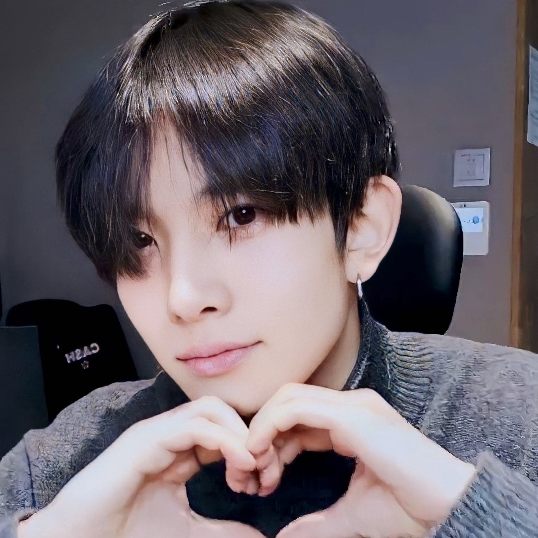 Recent activity shot of Heeseung (ENHYPEN)