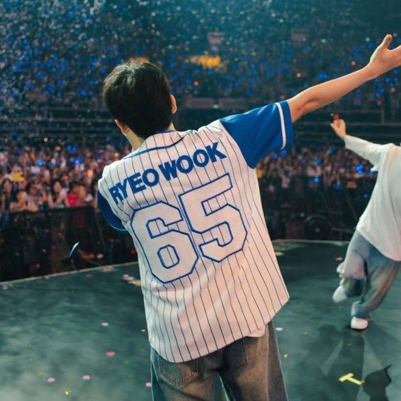 A moment captured by Ryeowook (Super Junior)'s fan