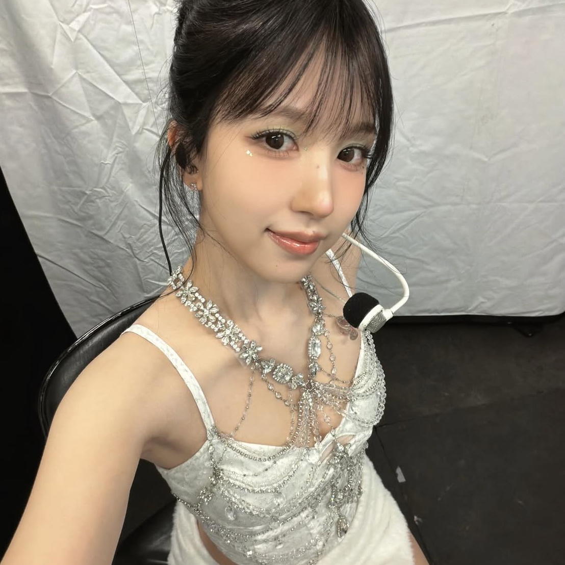 Foto terbaru Mina (TWICE)