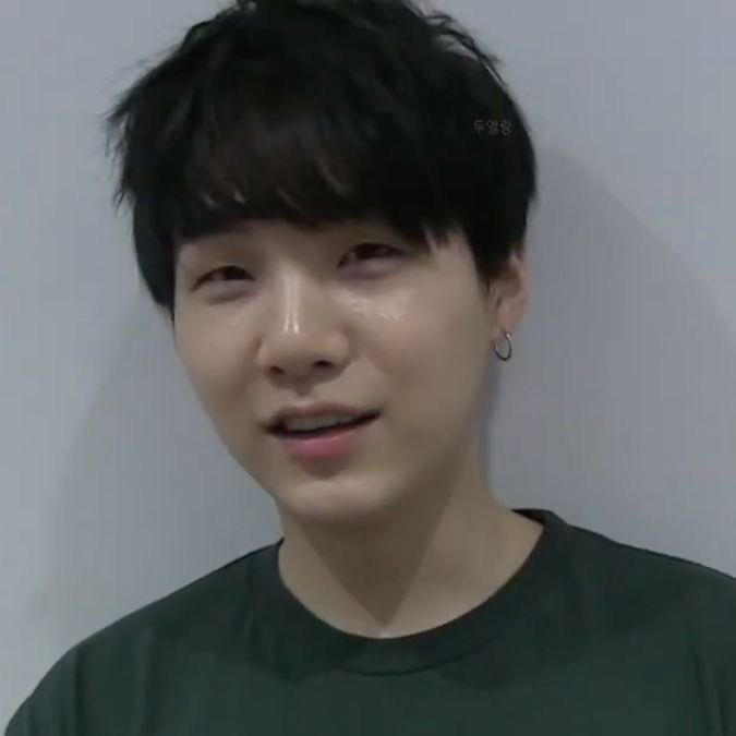 Momen yang diabadikan oleh penggemar SUGA (BTS)