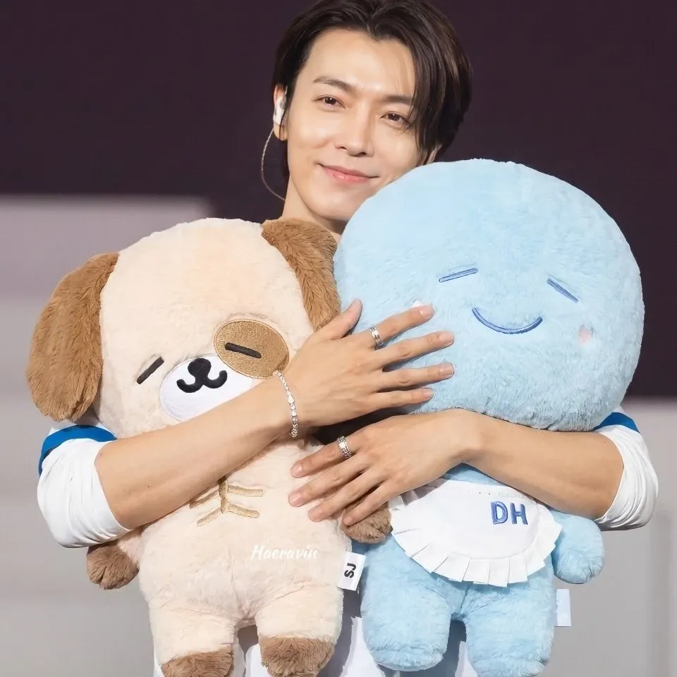 Foto terbaru Donghae (Super Junior)