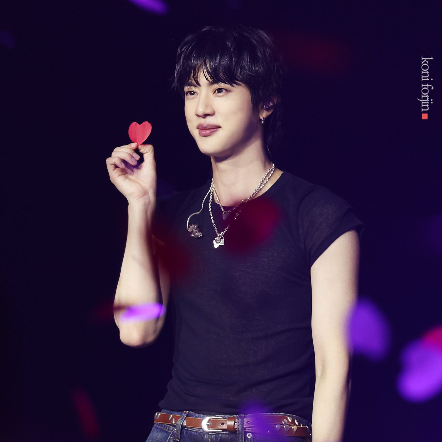 진 (방탄소년단)의 최신 사진