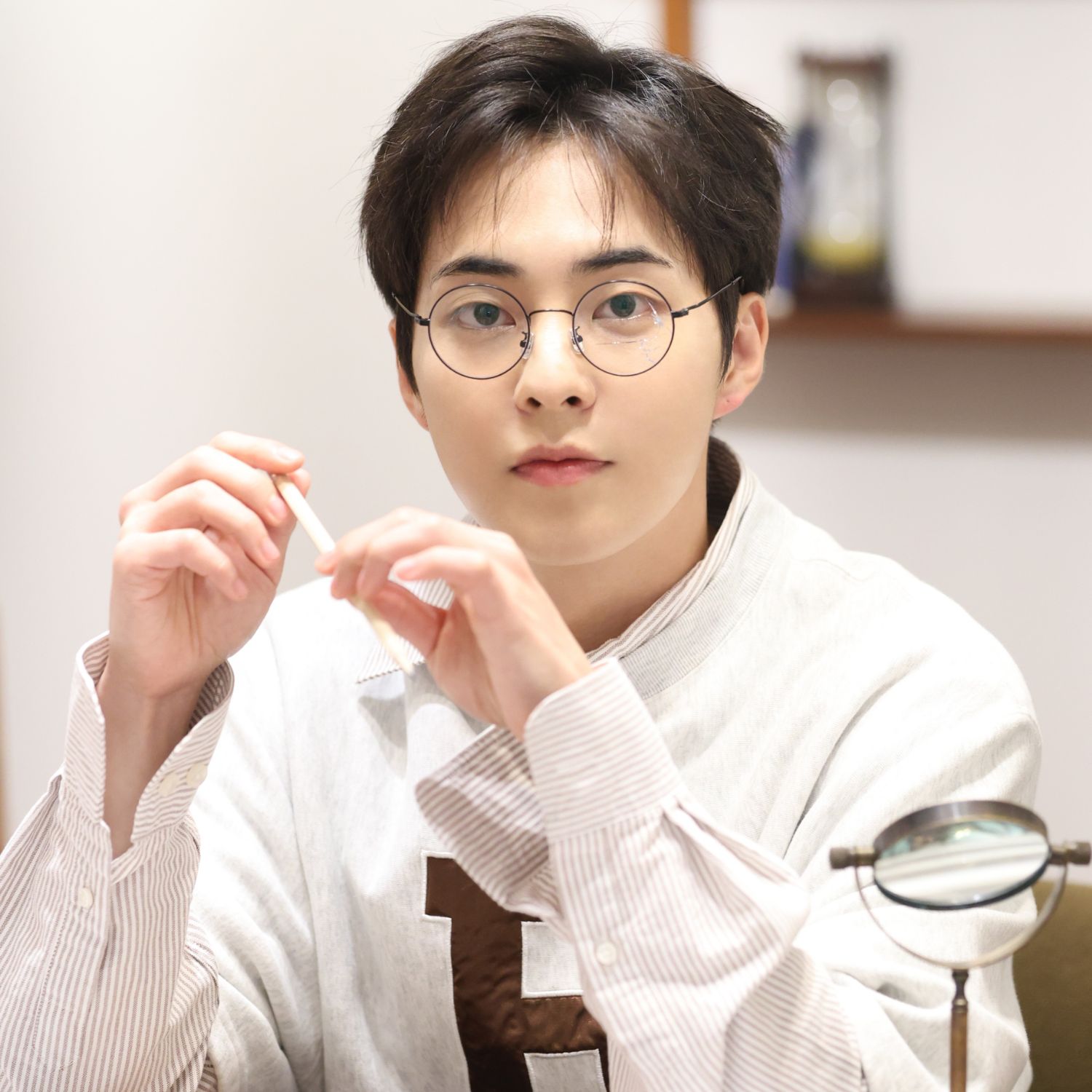 Behind-the-scenes cut of Xiumin (EXO)