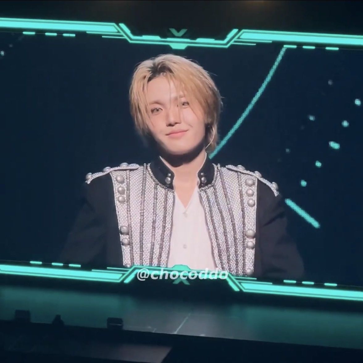 Behind-the-scenes cut of Doyoung (TREASURE)