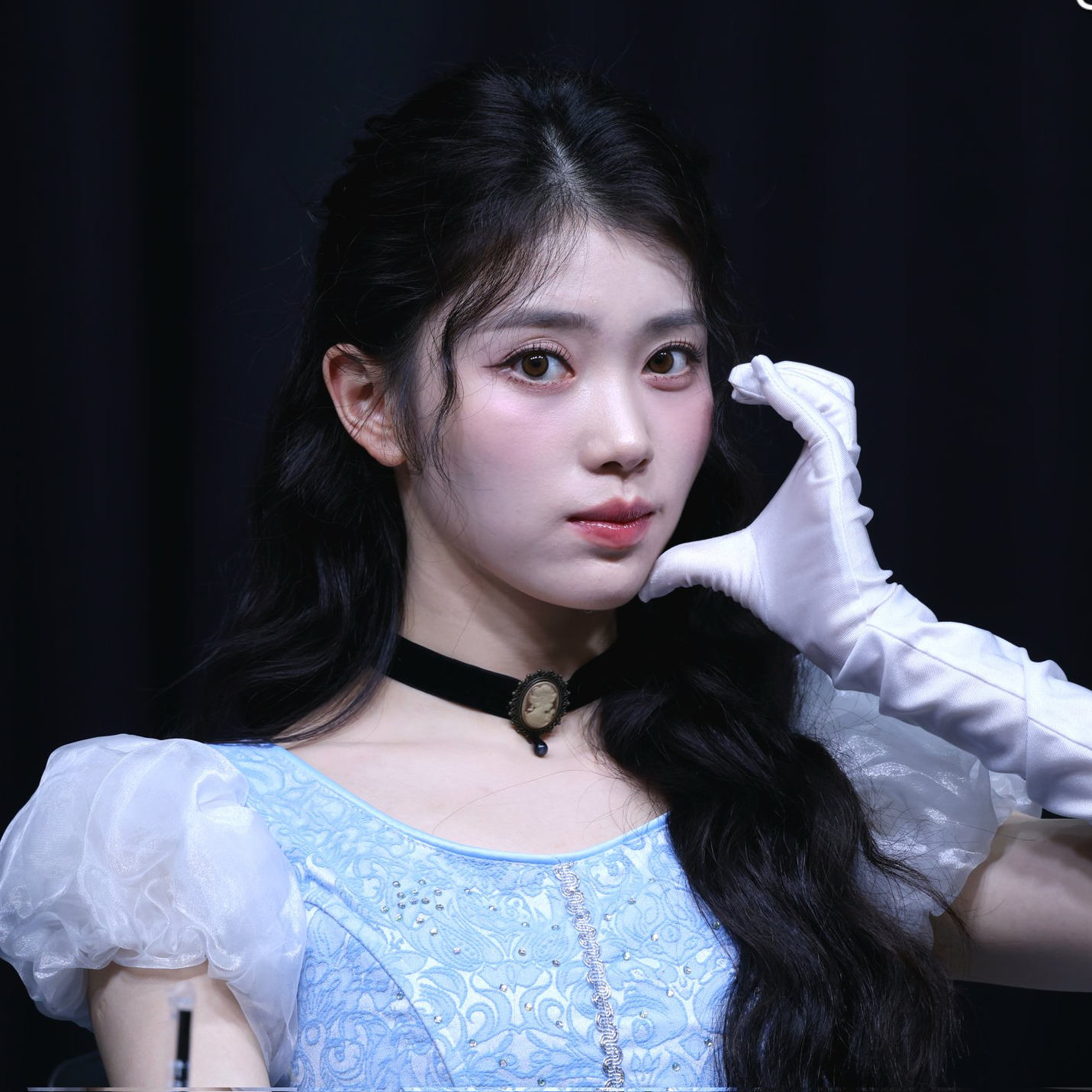 A moment captured by Xiao Ting (Kep1er)'s fan