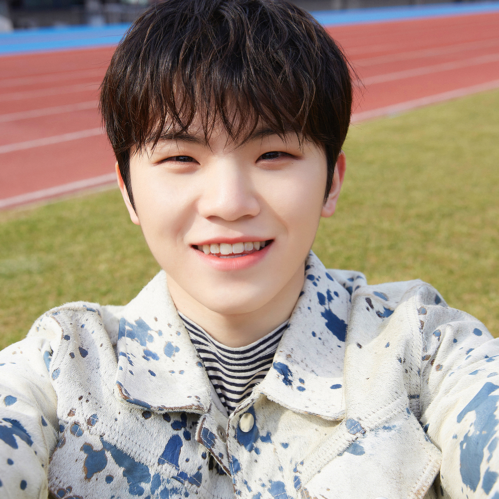 A moment captured by Woozi (SEVENTEEN)'s fan