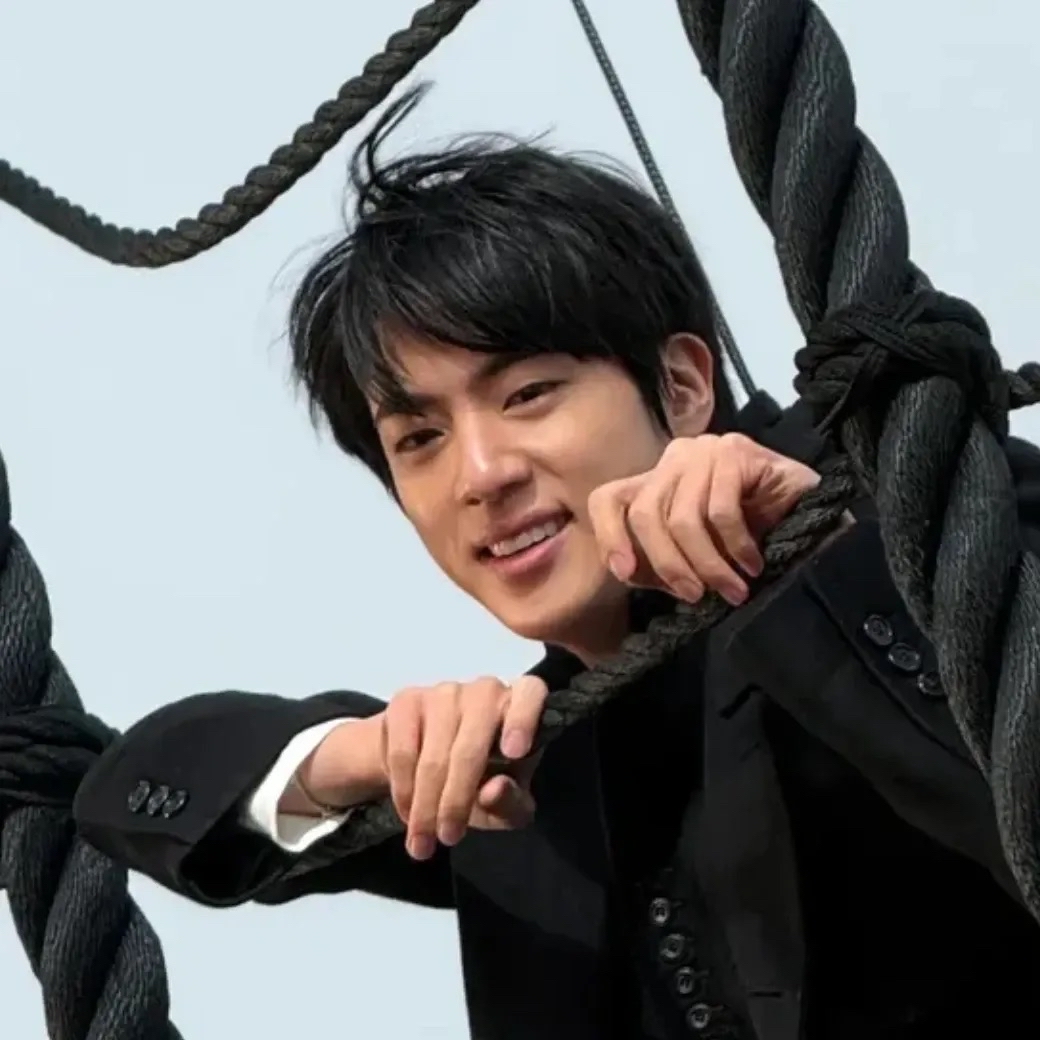 진 (방탄소년단)의 최신 사진