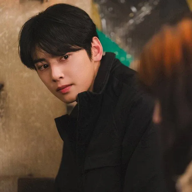 A moment captured by Eunwoo (ASTRO)'s fan