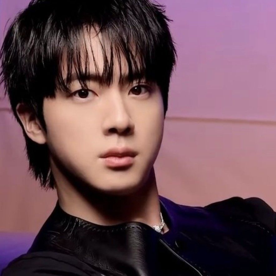 Latest photo of Jin (BTS)